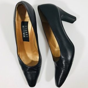Vintage Stuart Weitzman Black Pebbled Heels EUC